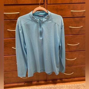 Men’s Devereux (golf) long sleeve pullover.